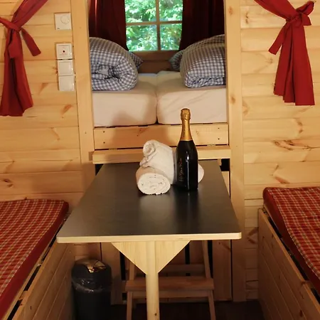 캠프장 Azur Camping *